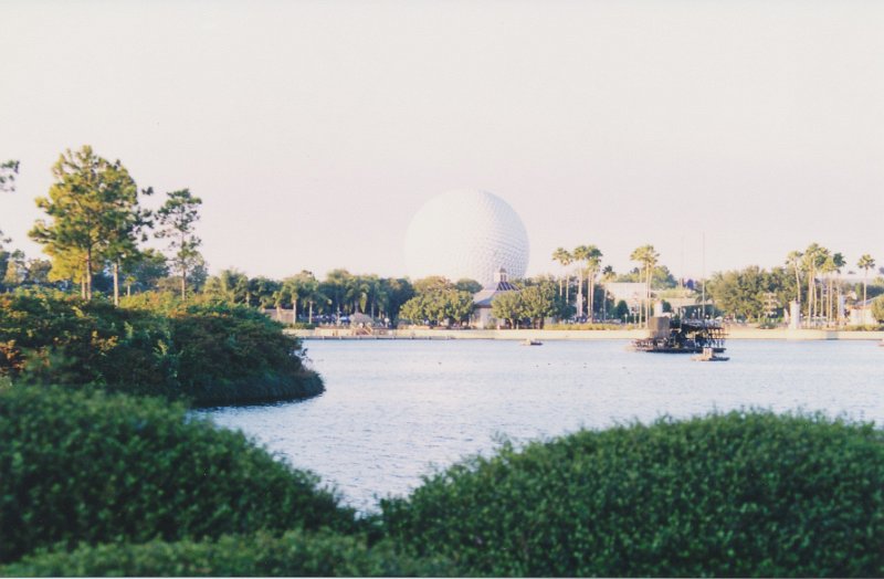 001-Spaceship Earth Dome Epcot.jpg